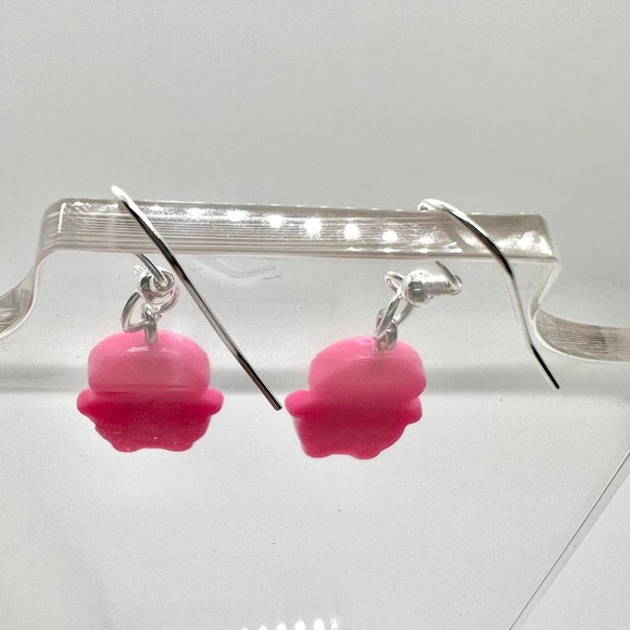Penguin Earrings - Pink Baby Penguins - Baby Shower Earrings - Zoo Earrings - Picture 4 of 9